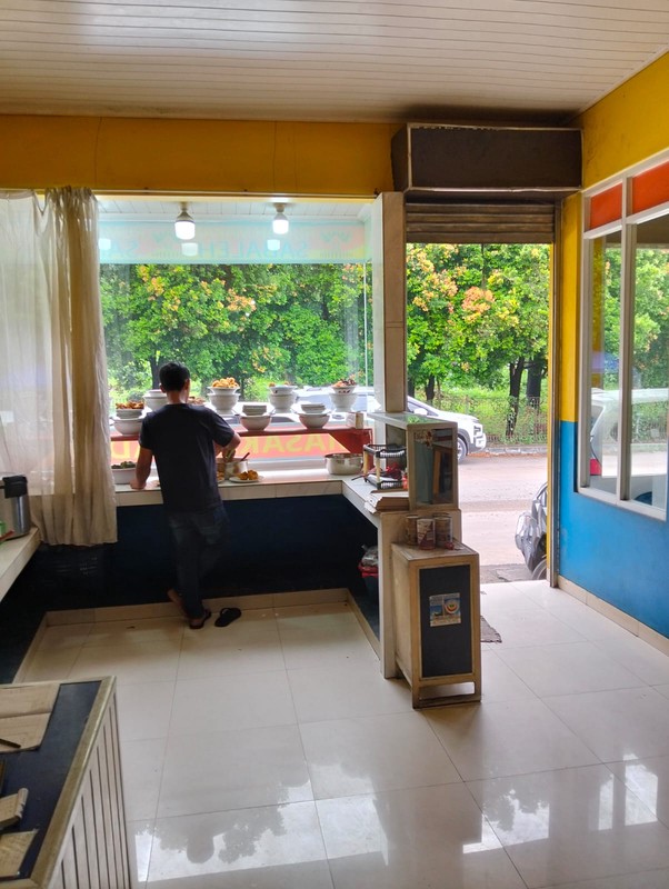 Rumah Makan Padang di Gunung Putri Citeurep