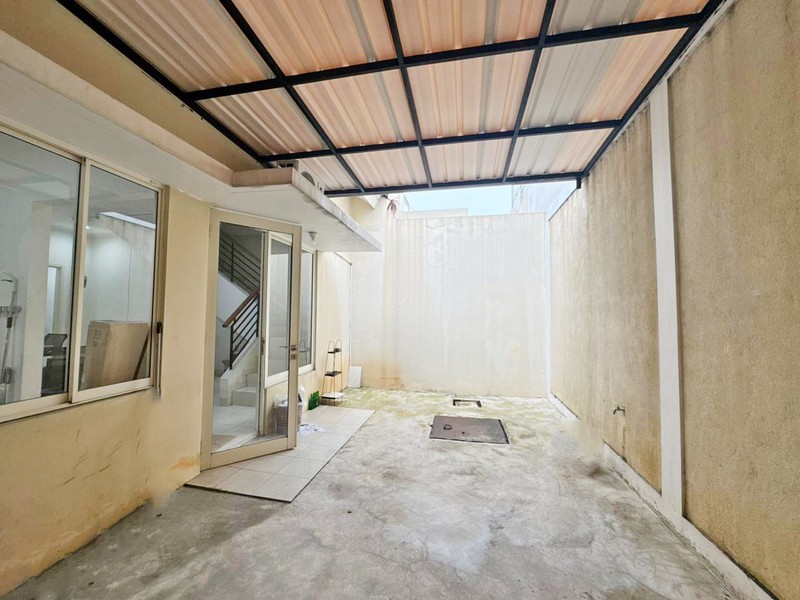 Rumah Premium di The Spring Cluster Canary Gading Serpong