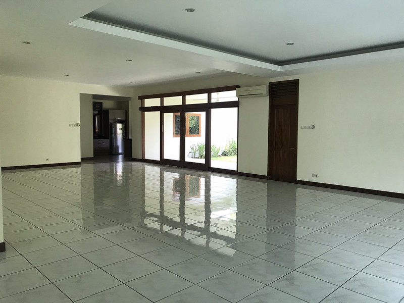 for rent Big and Beautiful House For Rent in Cipete