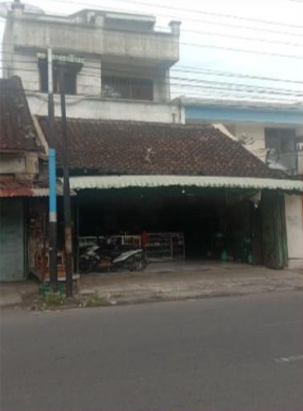 Ruko 3 Lantai Strategis Di Jalan Utama Dr. Rajiman Laweyan Surakarta