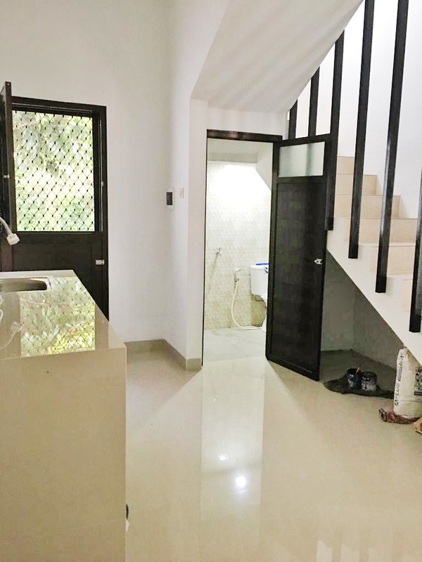 Rumah 2 Lantai siap huni di Bumi Puspitek Asri BSD City