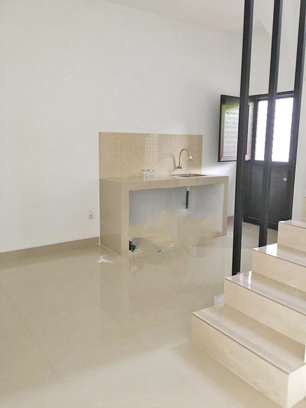 Rumah 2 Lantai siap huni di Bumi Puspitek Asri BSD City