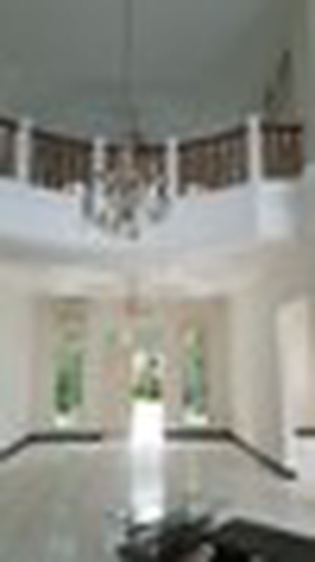 For rent Excellent House with HUGE Back and Front Yard in Cipete