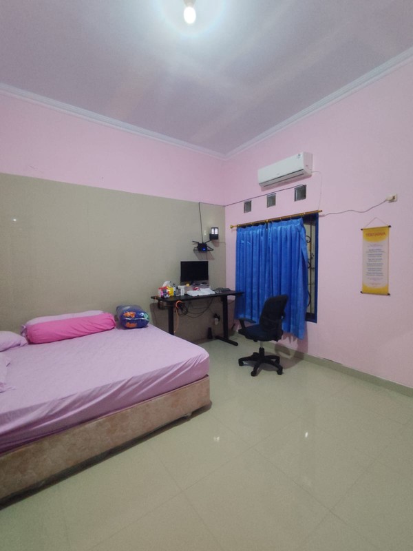 Rumah 2 Lantai Dekat Rsud Sleman Hunian Asri Dengan Halaman Luas & Strategis, Caturharjo, Sleman