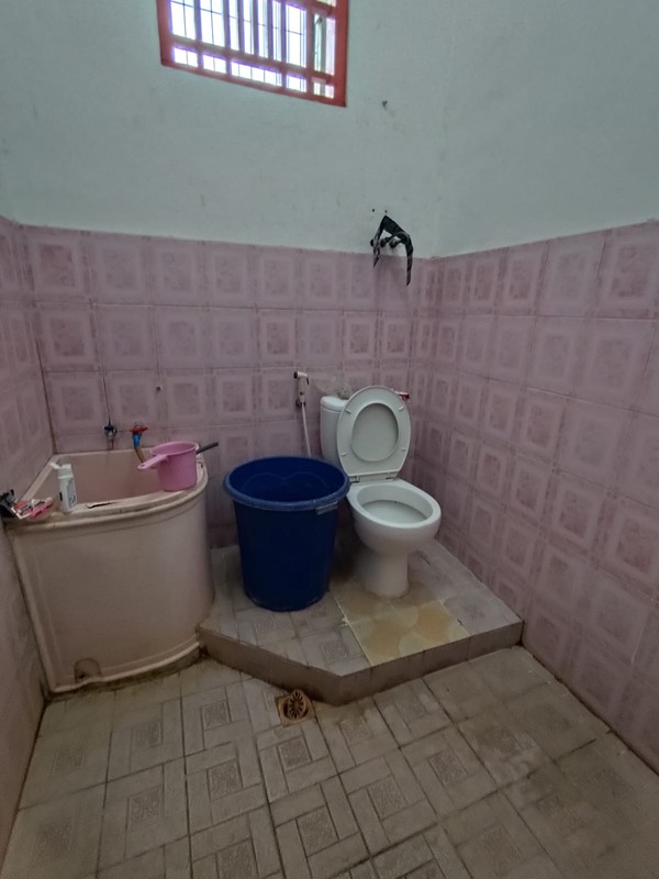 Rumah 2 Lantai Dekat Rsud Sleman Hunian Asri Dengan Halaman Luas & Strategis, Caturharjo, Sleman