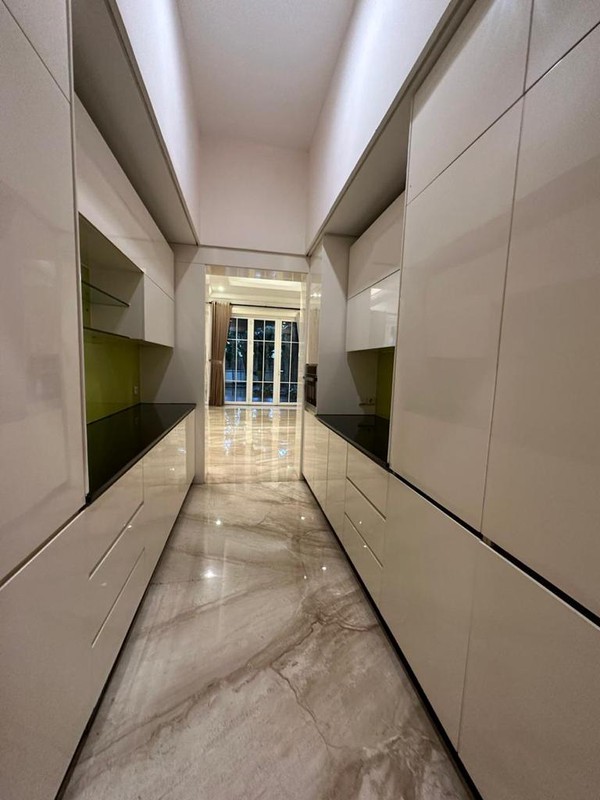 For rent Luxury house for rent in Senopati area