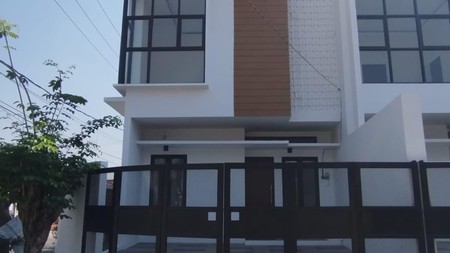 DIJUAL RUMAH HOOK BARU GRESS DARMO HARAPAN INDAH SURABAYA BARAT