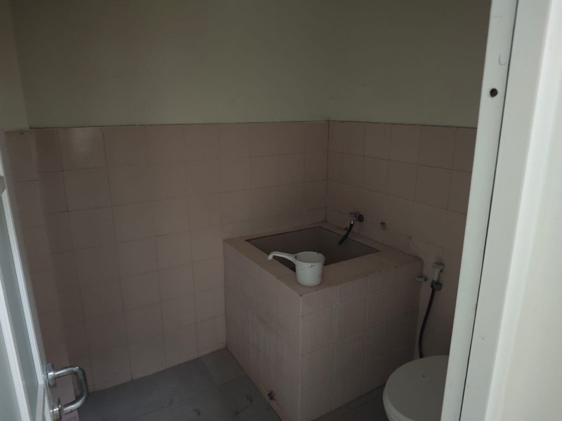 Disewakan 300 m2 Rumah Ngagel Jaya Tengah Surabaya Timur Dekat Pucang, Baratajaya , Raya Manyar