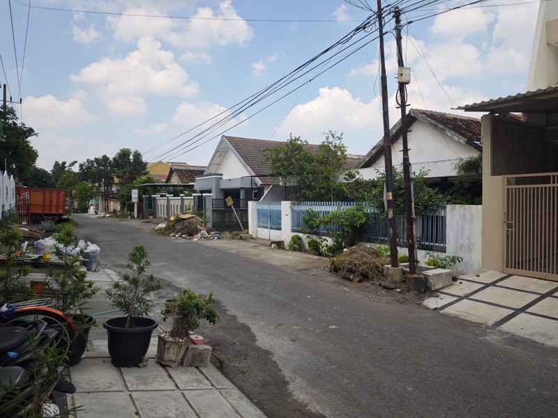 Disewakan 300 m2 Rumah Ngagel Jaya Tengah Surabaya Timur Dekat Pucang, Baratajaya , Raya Manyar