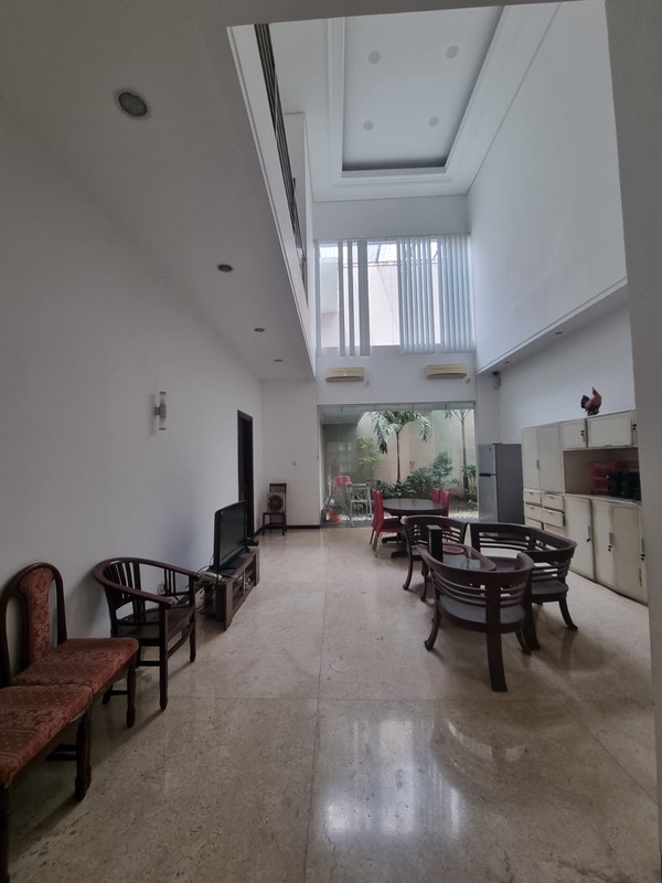 DIJUAL Rumah BESAR SIAP HUNI di Araya Galaxy Bumi Permai, Surabaya Timur