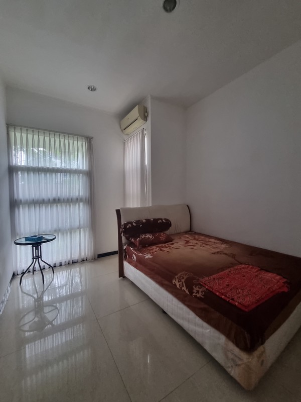 DIJUAL Rumah BESAR SIAP HUNI di Araya Galaxy Bumi Permai, Surabaya Timur