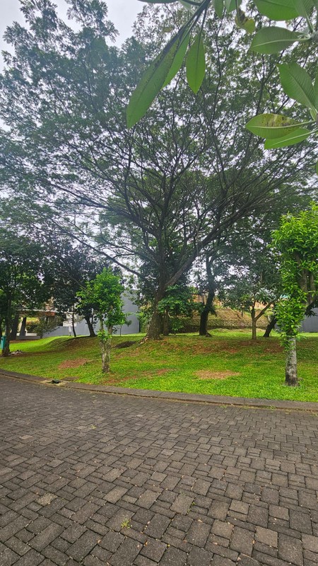 Kavling Sudut Siap Bangun di Delatinos BSD Dekat Stasiun Kereta Api