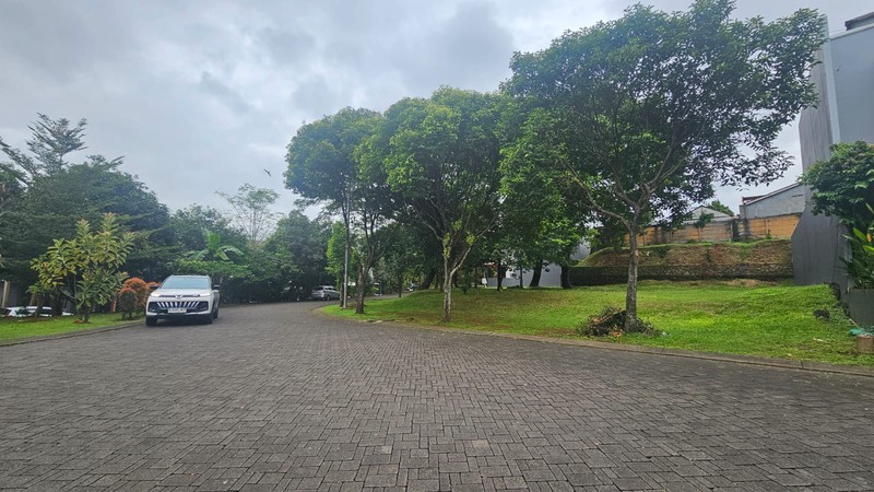 Kavling Sudut Siap Bangun di Delatinos BSD Dekat Stasiun Kereta Api