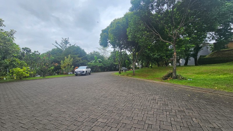 Kavling Sudut Siap Bangun di Delatinos BSD Dekat Stasiun Kereta Api