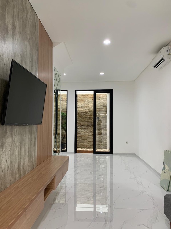 Rumah Bagus, Brand New, Cantik Siap huni di Bintaro 