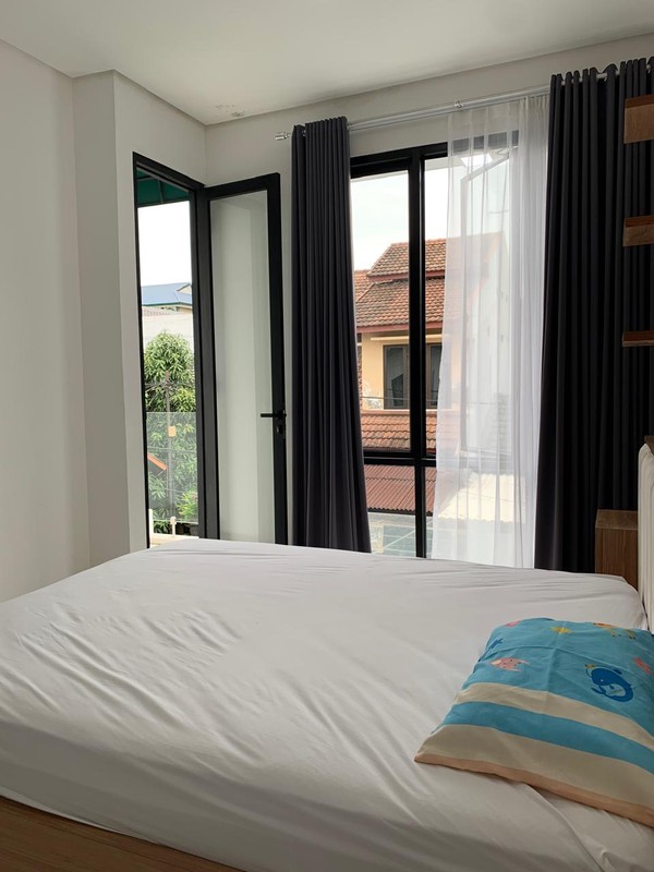 Rumah Bagus, Brand New, Cantik Siap huni di Bintaro 