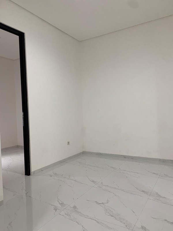 Rumah Bagus, Brand New, Cantik Siap huni di Bintaro 