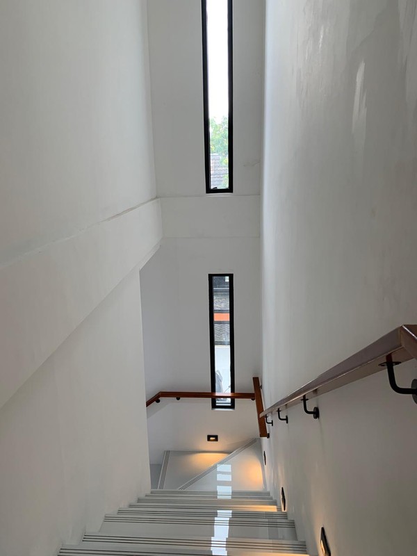 Rumah Bagus, Brand New, Cantik Siap huni di Bintaro 