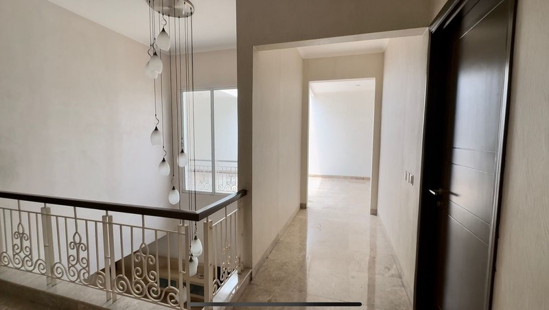 Rumah Full Renovasi di De Park BSD Dekat Sekolah dan Mall