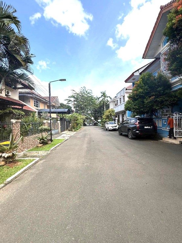 Dijual rumah Rancho Indah 