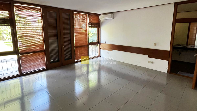 Rumah Bisa Untuk Usaha Ciumbuleuit 