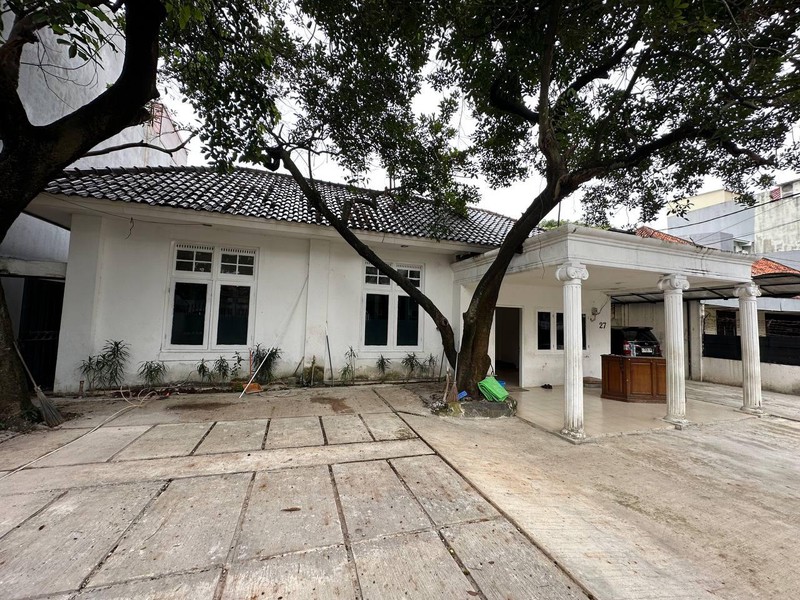 For Rent Spacious Two-Storey Building in Menteng