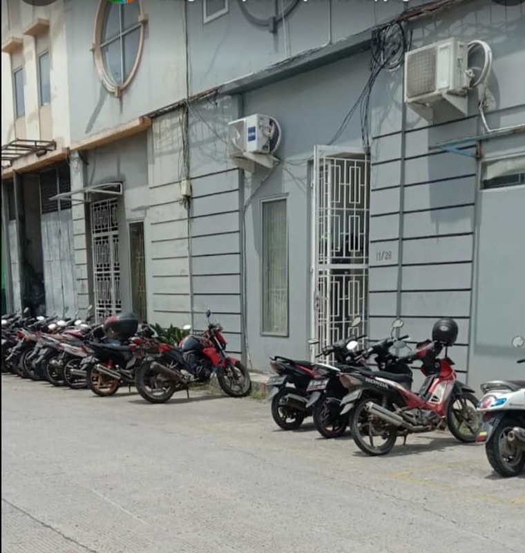 Disewakan ATAU JUAL gudang 3lantai di Sentral Industri Terpadu 1PIK Jakarta Utara.