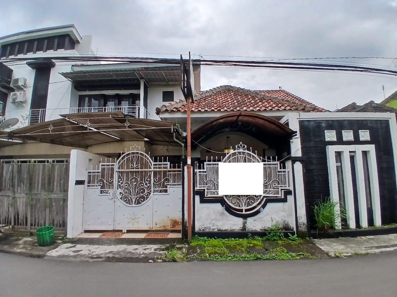 Disewakan Rumah Fully Furnished - Graha Palm Indah, Condong Catur Sleman