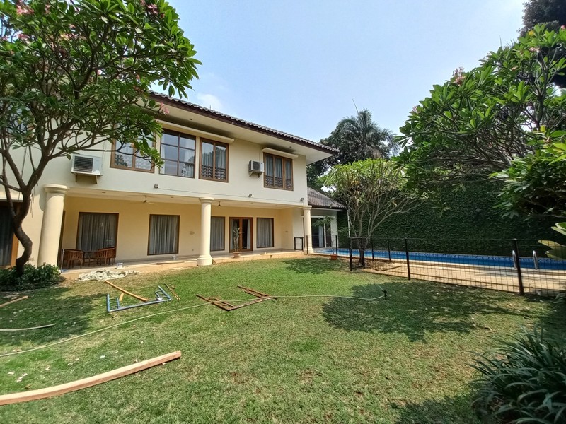 House for Rent Pejaten Area