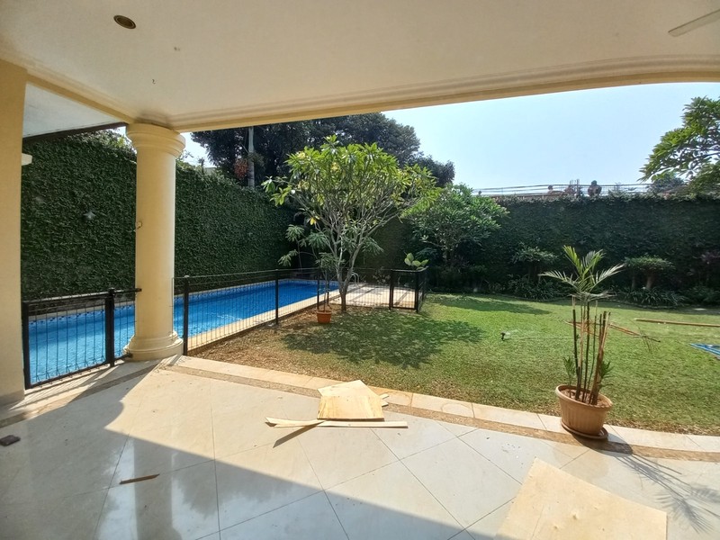 House for Rent Pejaten Area