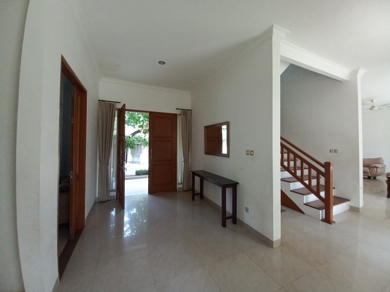 House for Rent Pejaten Area