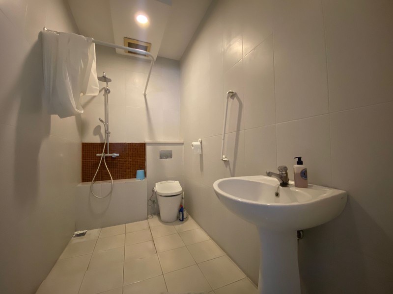 Bintaro Sektor 1 Rumah Luas 835 Taman Luas Siap Huni