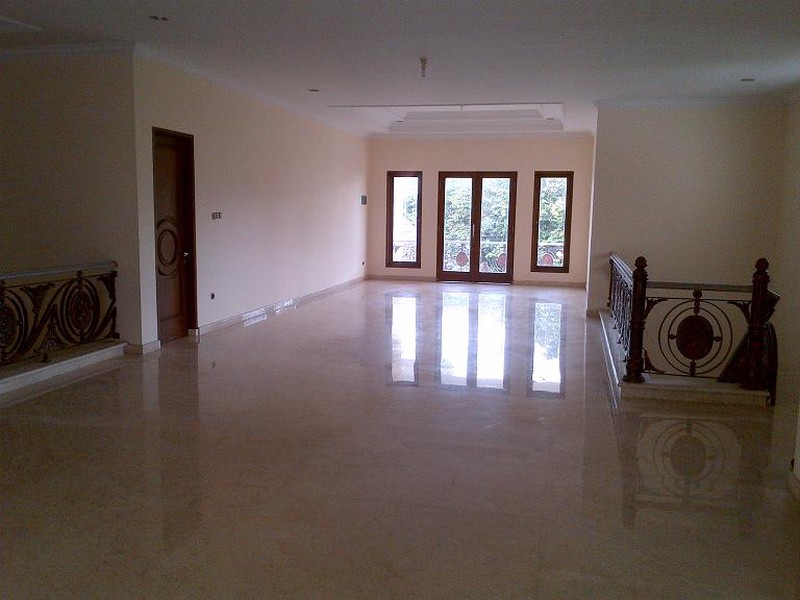 for rent Bright House in Pejaten Barat