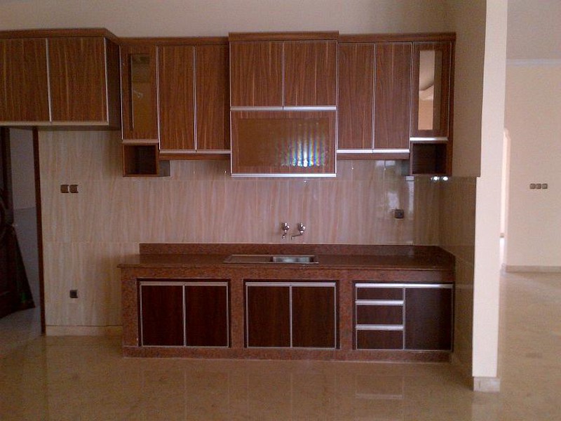for rent Bright House in Pejaten Barat