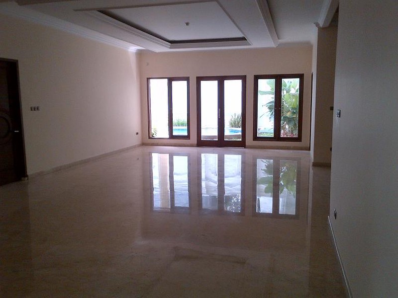 for rent Bright House in Pejaten Barat