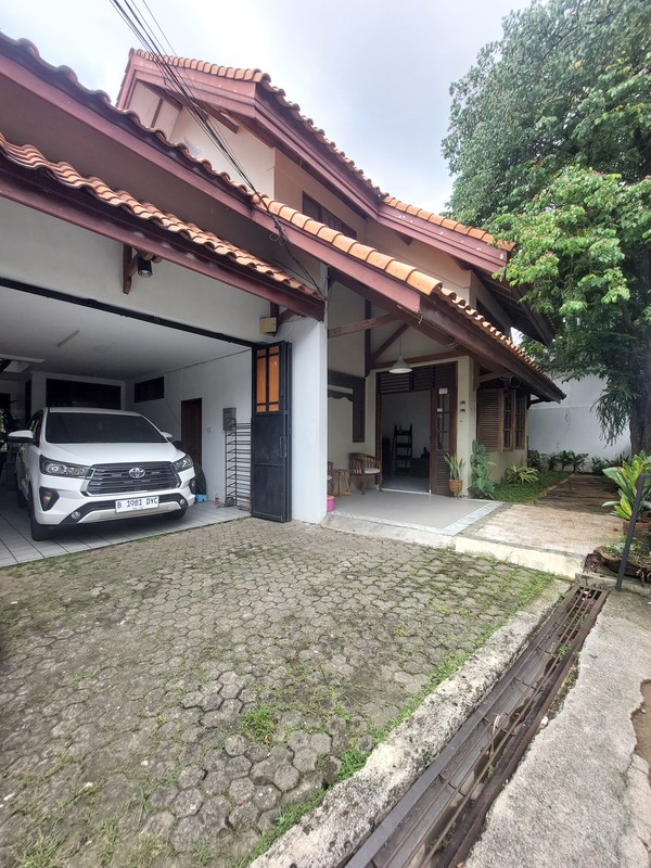 Rumah 2 Lantai Siap Huni dengan Hunian Nyaman dan Strategis @Cipete