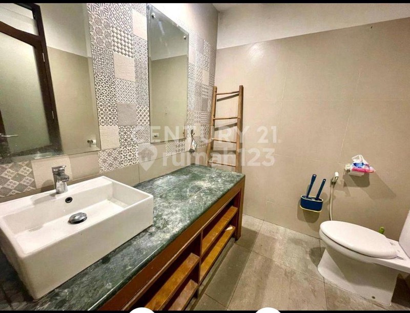 Rumah 2 Lantai Siap Huni dengan Hunian Nyaman dan Strategis @Cipete