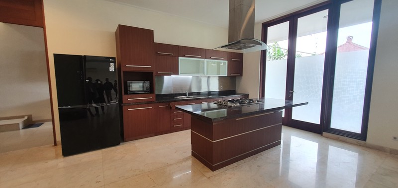 House for rent in Pejaten area "Price Can Be Negotiable"