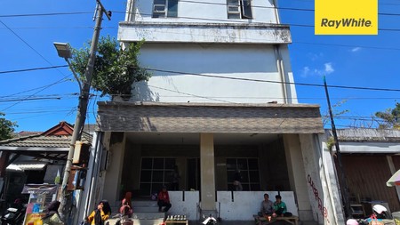 Dijual Rumah Usaha Lelang Di Raya Tengger Kandangan Surabaya
