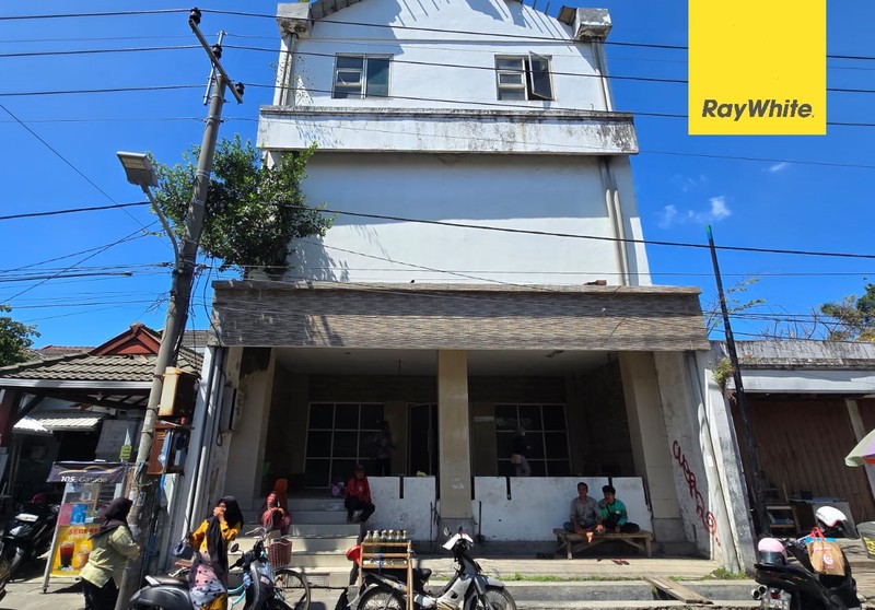 Dijual Rumah Usaha Lelang Di Raya Tengger Kandangan Surabaya