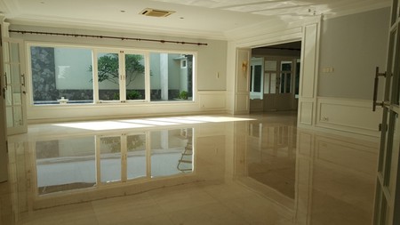 for rent Excellent House in Pejaten Barat