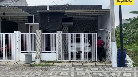 Dijual Aset Lelang Rumah Di Griya Kebraon Manis Utara Surabaya