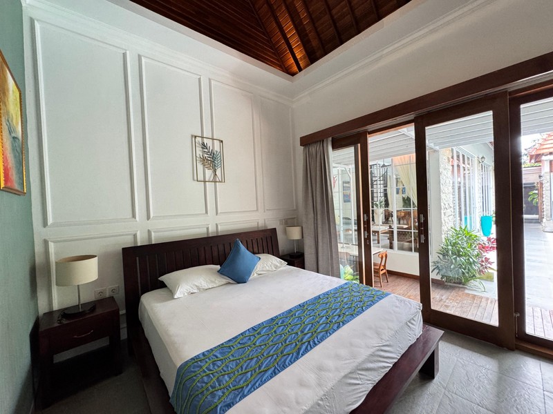 DIJUAL VILLA MEWAH DI BUMBAK, UMALAS - BALI