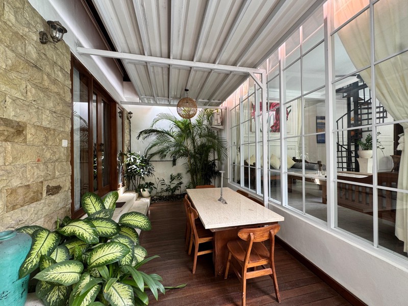 DIJUAL VILLA MEWAH DI BUMBAK, UMALAS - BALI