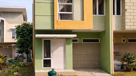 Rumah 2 lantai siap huni di Arcadia Village Gading Serpong