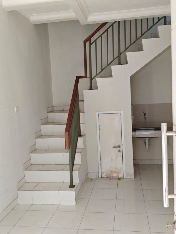 Rumah 2 lantai siap huni di Arcadia Village Gading Serpong