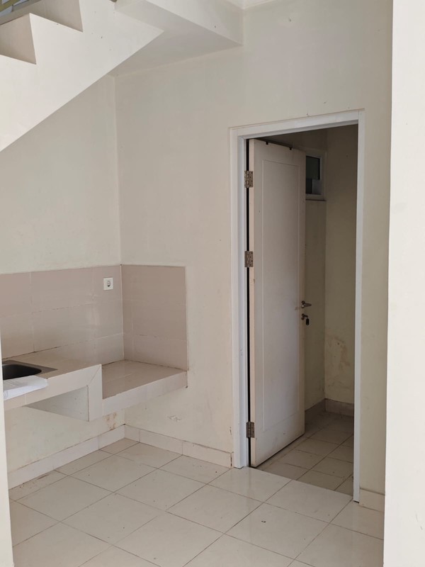 Rumah 2 lantai siap huni di Arcadia Village Gading Serpong