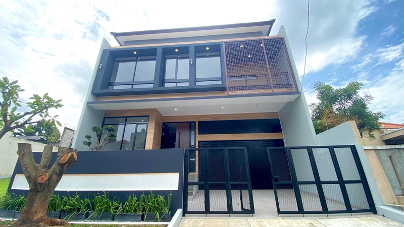 Exclusive Tropical House Bintaro Jaya Sektor 9