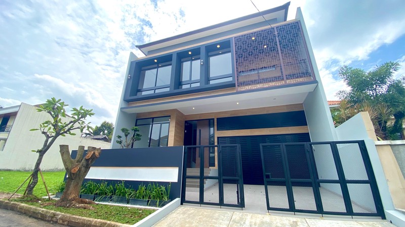 Exclusive Tropical House Bintaro Jaya Sektor 9