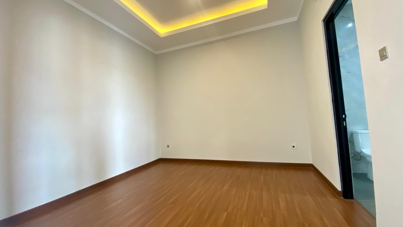 Exclusive Tropical House Bintaro Jaya Sektor 9